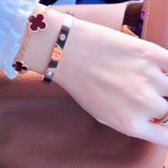 BEAUTIFUL FLOWER CERAMIC BRACELET - Picture 4 of 4